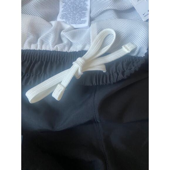 NWT Nike | Black + White T100 Athletic Shorts | Size XL - Picture 5 of 7